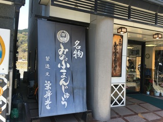 010f4378562ba0c9fa0b7b6975570431d866bf2217.jpg